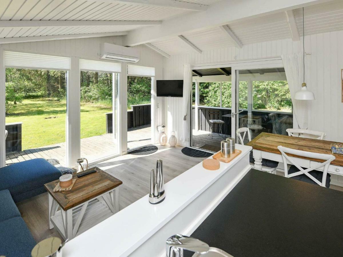 5 Person Holiday Home In Oksb L Dyreby Exterior foto